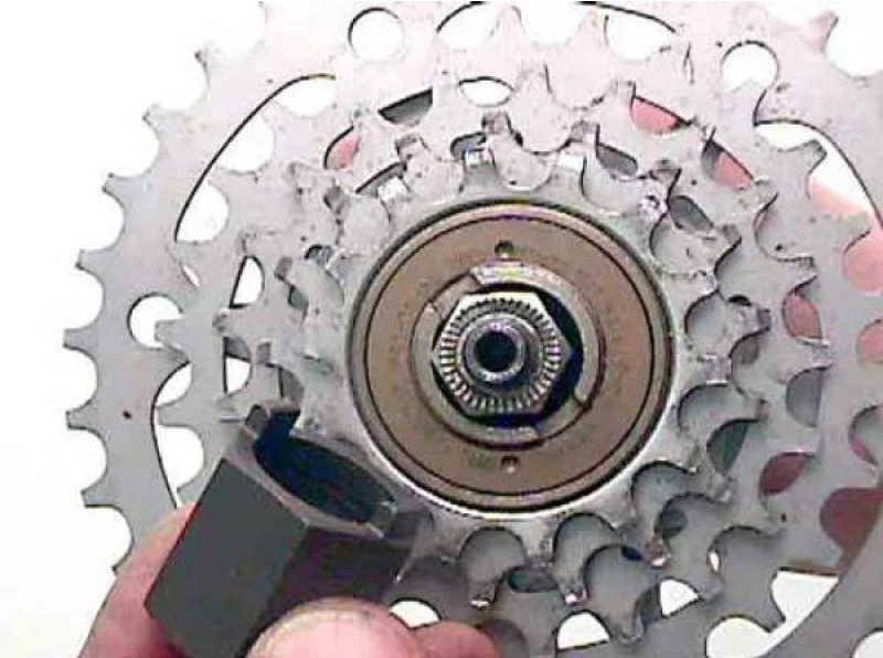 Park Tool Extracteur De Couronne Pour Cassettes Suntour FR-2 4 Park Tool Extracteur De Couronne Pour Cassettes Suntour FR-2 – Image 2